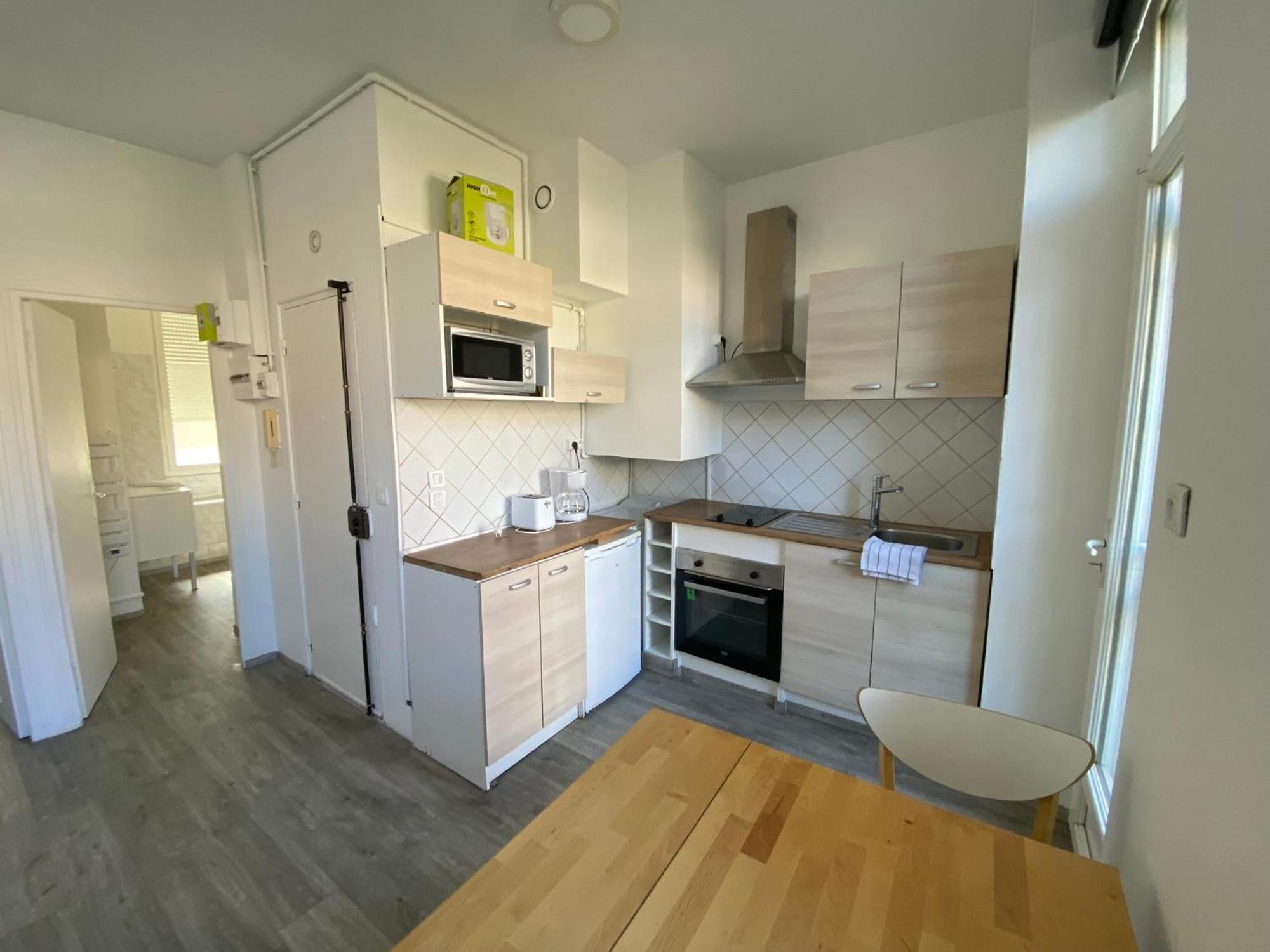 Bienvenus A These - Orange Apartment *